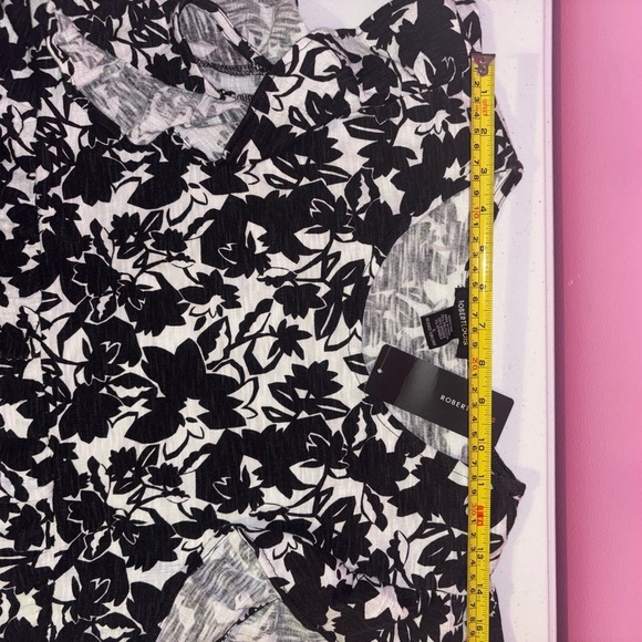 Beautiful Ruffle Blouse - Picture 6 of 10